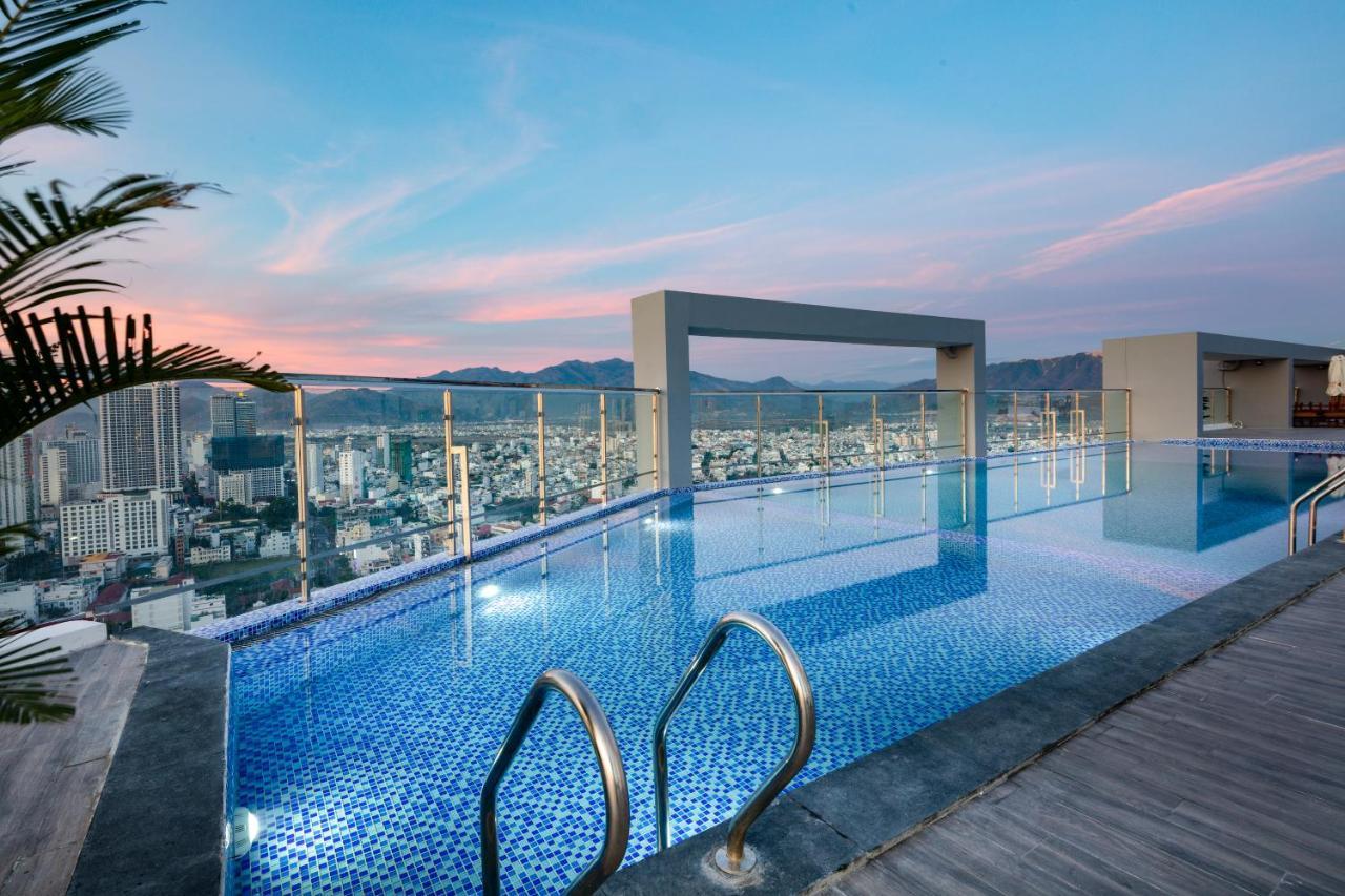 Dqua Hotel Nha Trang Zewnętrze zdjęcie
